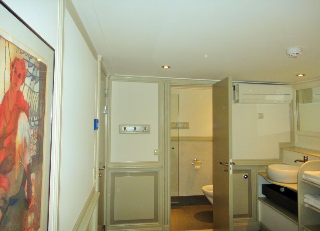 Kapitein Anna Hotel Amsterdam Room photo